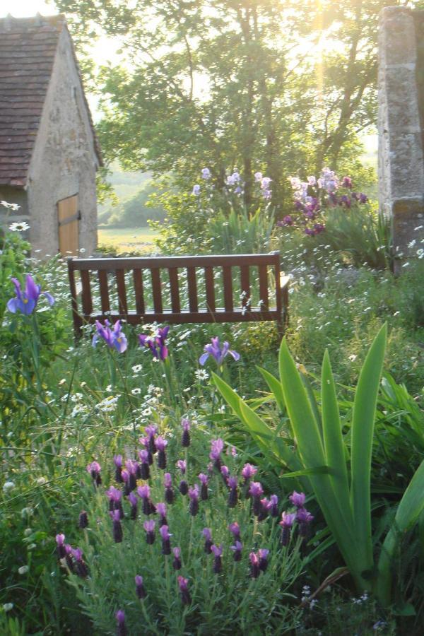 La Tour Bed & Breakfast Marcilly-la-Gueurce Luaran gambar
