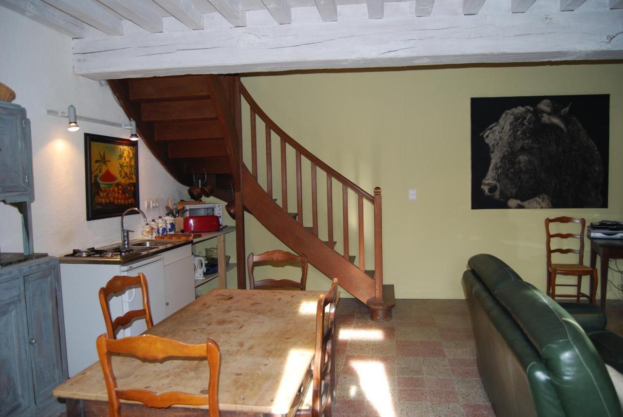 La Tour Bed & Breakfast Marcilly-la-Gueurce Luaran gambar
